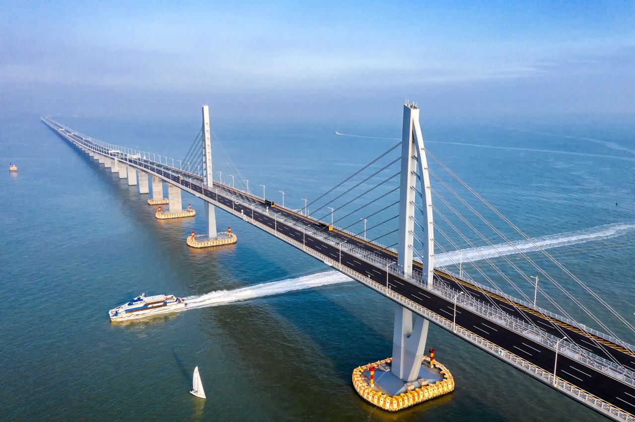 联塑Hong Kong- Zhuhai -Macao Bridge
