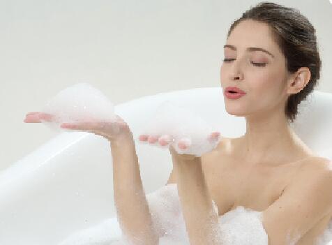 Lesso Intelligent design and comfortable bathtub