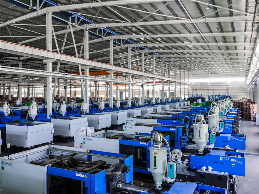 Lesso Indonesia's Injection Molding Workshops for Pipe Production